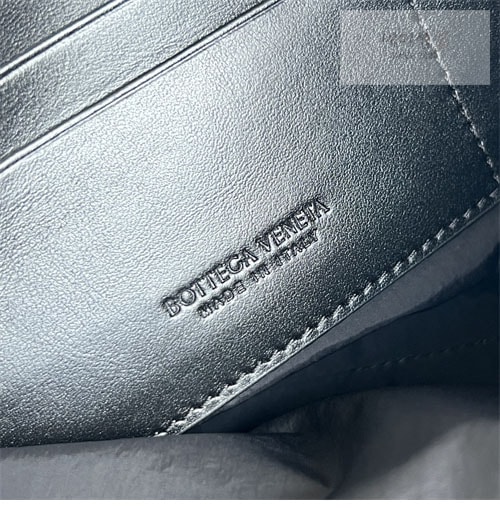 Bottega Veneta 보테가베네타 블랙 인트레치아토 프리즘 파우치 블랙 Bag 8번 이미지