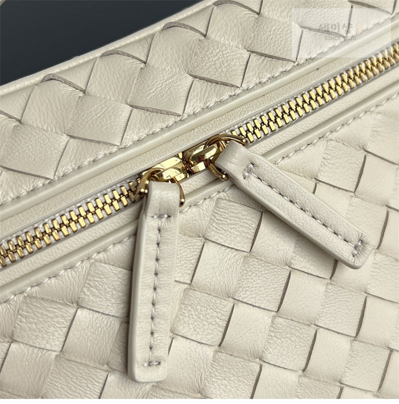 Bottega Veneta 보테가베네타 소프트 베니티 백 “ 5 COLOR ” 레드 Bag 22번 이미지