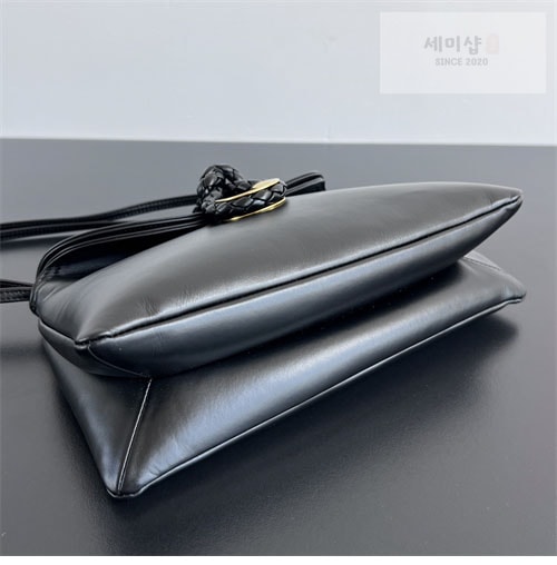 Bottega Veneta 보테가베네타 스몰 리베르타 백 “ 4 COLOR ” 블랙 Bag 21번 이미지