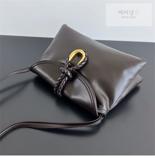 Bottega Veneta 보테가베네타 스몰 리베르타 백 “ 4 COLOR ” 블랙 Bag 27번 이미지