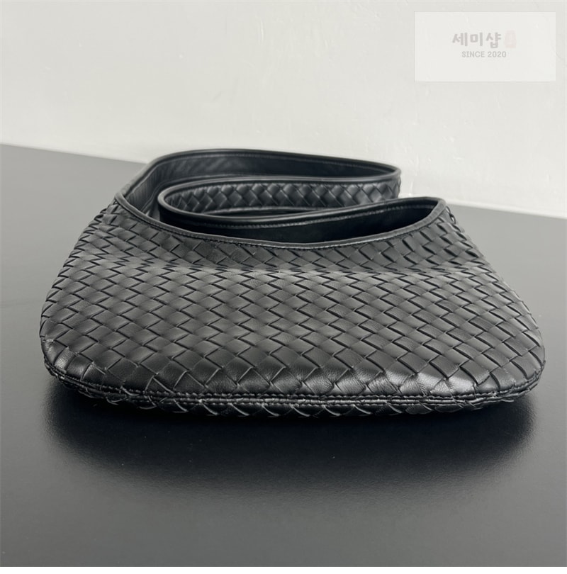 Bottega Veneta 보테가베네타 스몰 베네토 숄더백 블랙 Bag 9번 이미지