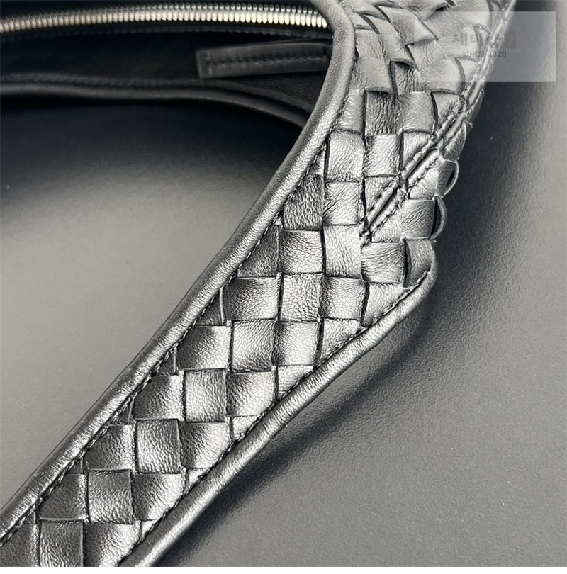 Bottega Veneta 보테가베네타 스몰 베네토 숄더백 블랙 Bag 12번 이미지