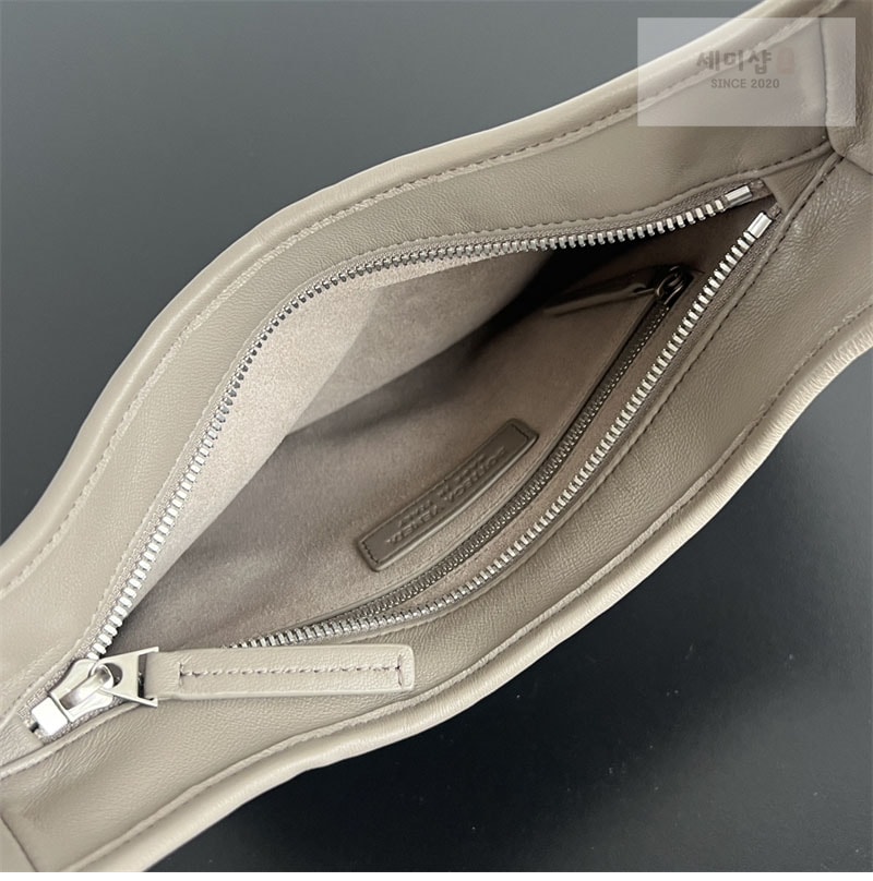Bottega Veneta 보테가베네타 스몰 베네토 숄더백 그레이지 Bag 10번 이미지