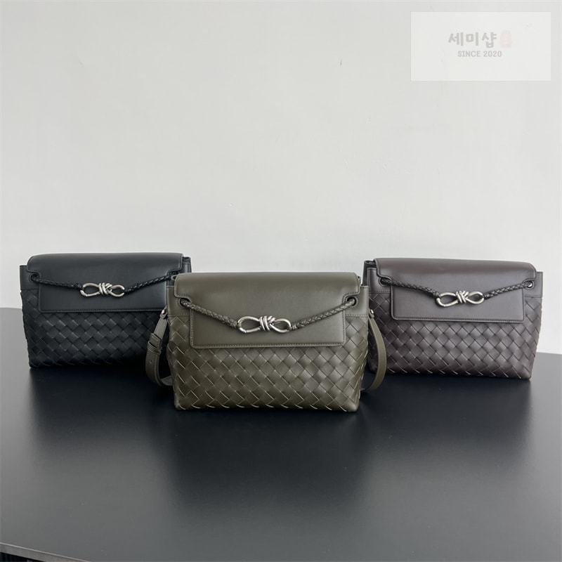 Bottega Veneta 보테가베네타 스몰 안디아모 메신저백 “ 3 COLOR ” 블랙 Bag 1번 이미지