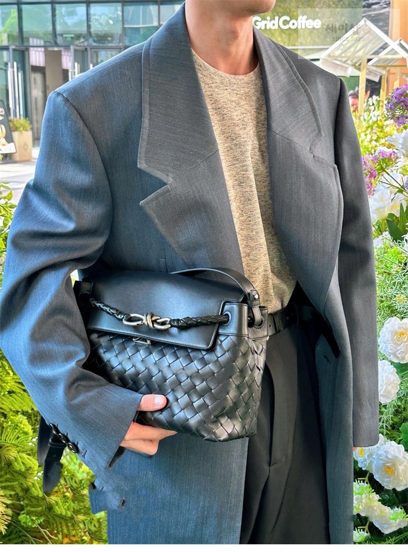Bottega Veneta 보테가베네타 스몰 안디아모 메신저백 “ 3 COLOR ” 블랙 Bag 5번 이미지