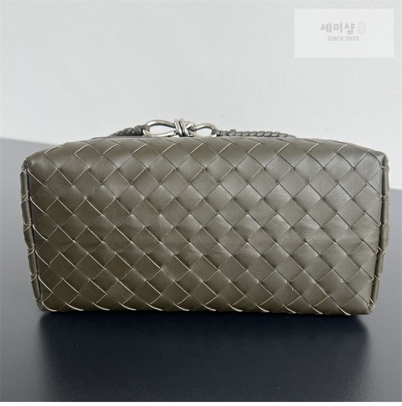 Bottega Veneta 보테가베네타 스몰 안디아모 메신저백 “ 3 COLOR ” 블랙 Bag 6번 이미지