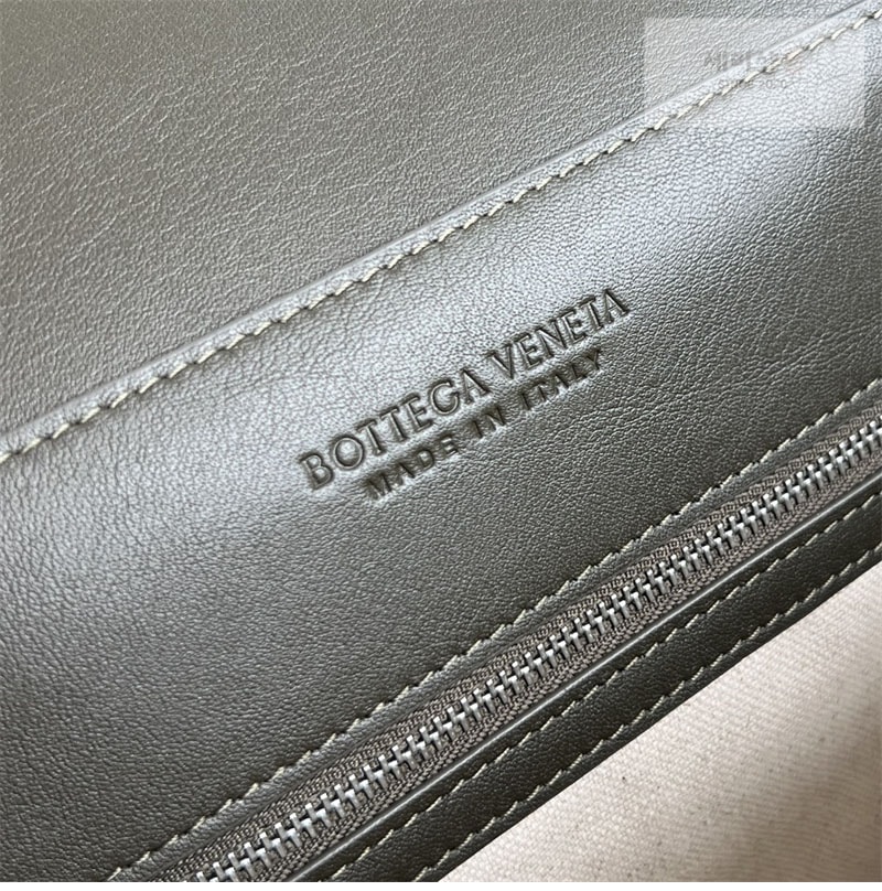 Bottega Veneta 보테가베네타 스몰 안디아모 메신저백 “ 3 COLOR ” 블랙 Bag 10번 이미지