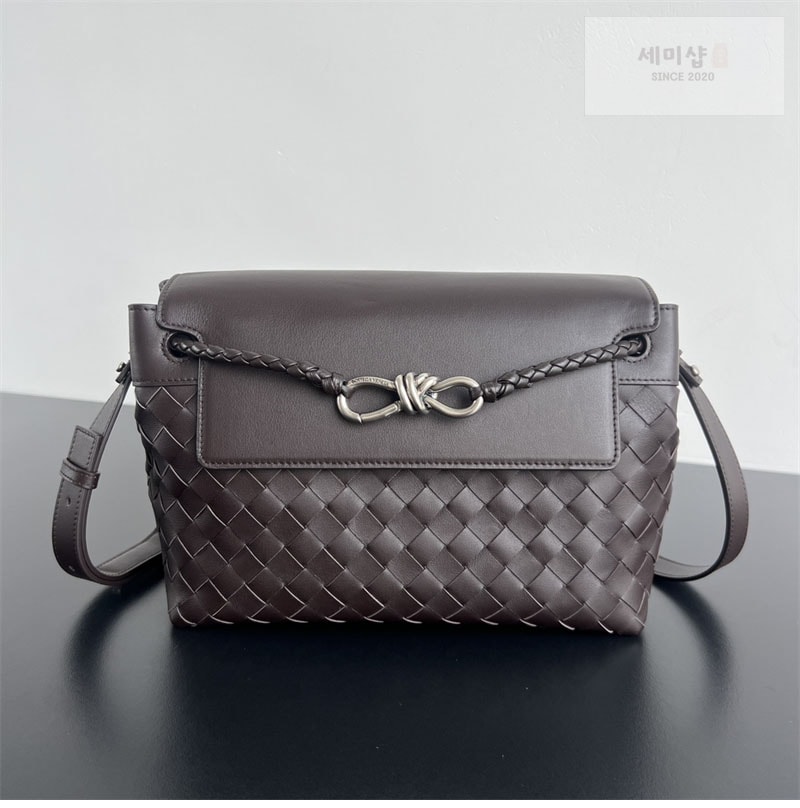 Bottega Veneta 보테가베네타 스몰 안디아모 메신저백 “ 3 COLOR ” 블랙 Bag 23번 이미지