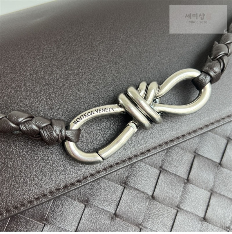 Bottega Veneta 보테가베네타 스몰 안디아모 메신저백 “ 3 COLOR ” 블랙 Bag 12번 이미지