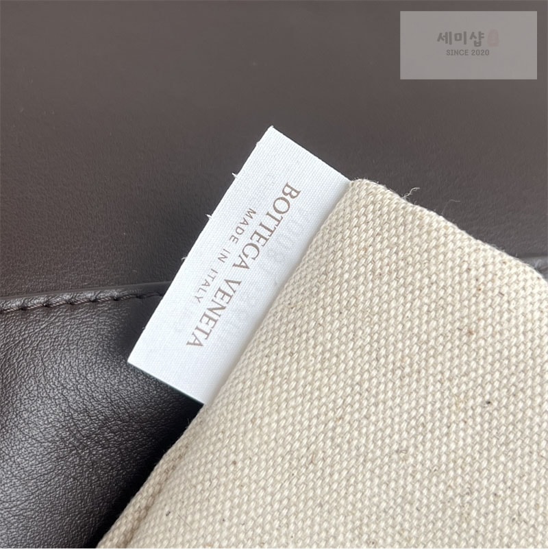 Bottega Veneta 보테가베네타 스몰 안디아모 메신저백 “ 3 COLOR ” 블랙 Bag 13번 이미지