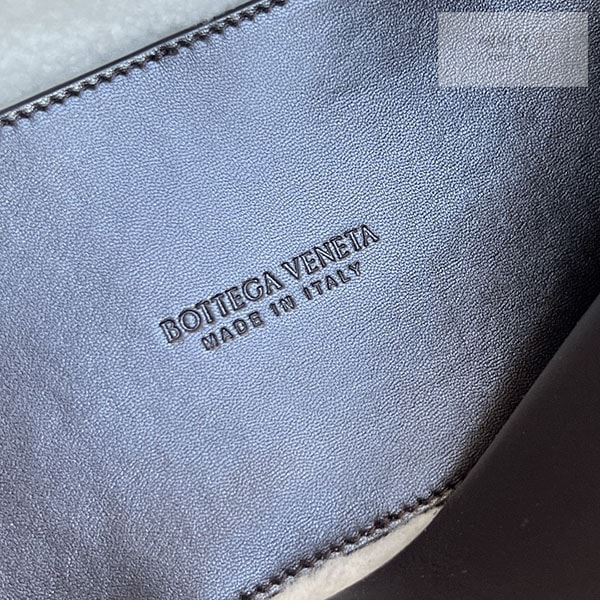Bottega Veneta 보테가베네타 스몰 안디아모 백 초콜렛 Bag 9번 이미지