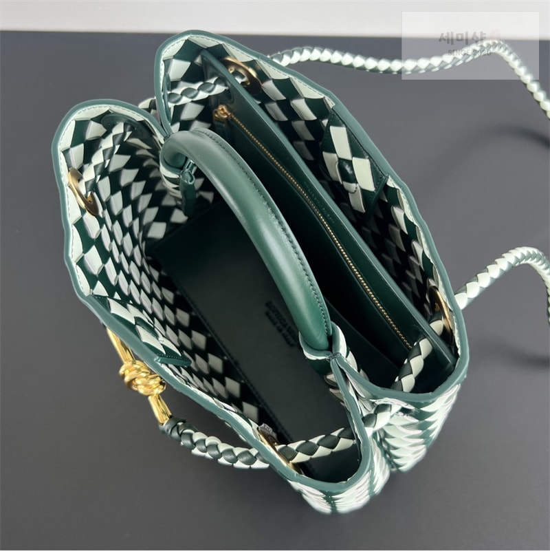 Bottega Veneta 보테가베네타 스몰 안디아모 탑 핸들 백 “ 2 COLOR ” 에메랄드 그린/글레이셔 Bag 6번 이미지