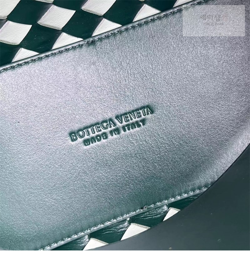 Bottega Veneta 보테가베네타 스몰 안디아모 탑 핸들 백 “ 2 COLOR ” 에메랄드 그린/글레이셔 Bag 19번 이미지