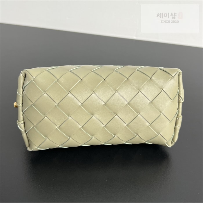 Bottega Veneta 보테가베네타 스몰 인트레치아토 반달 뷰티 파우치 “ 7COLOR ” 그레이+그린+블루 Bag 28번 이미지