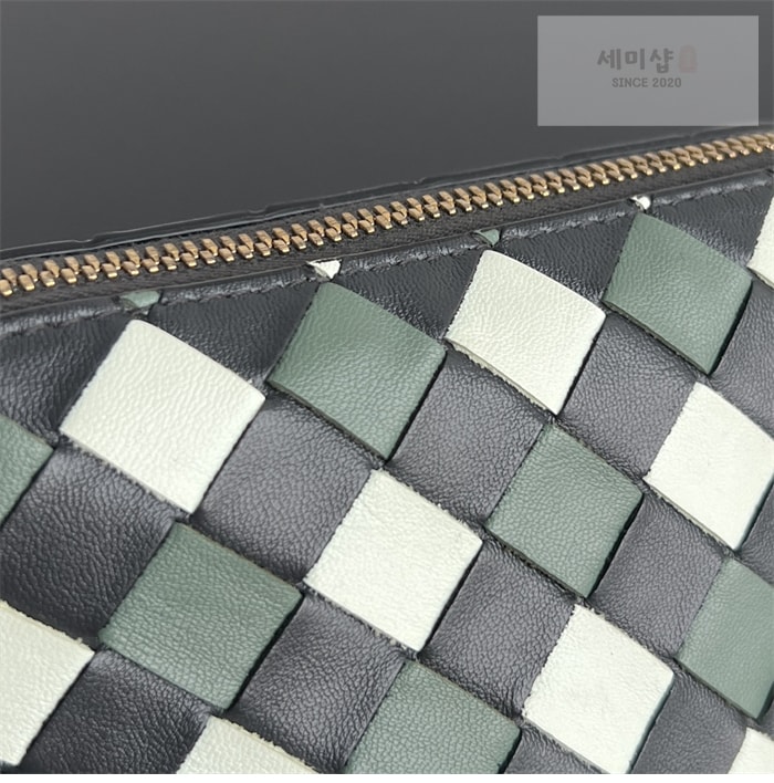 Bottega Veneta 보테가베네타 스몰 인트레치아토 반달 뷰티 파우치 “ 7COLOR ” 그레이+그린+블루 Bag 29번 이미지