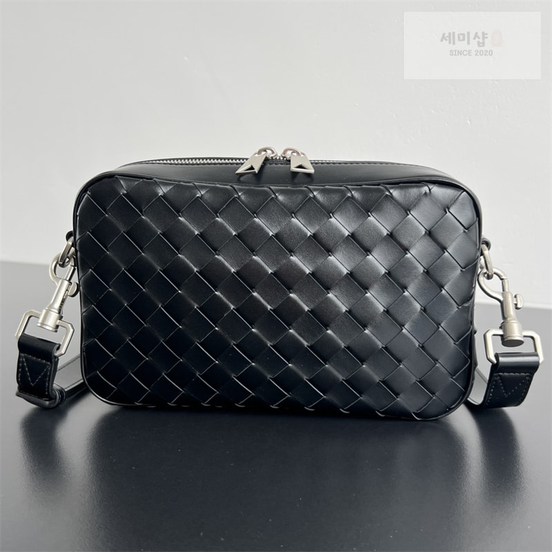 보테가베네타 보테가베네타 스몰 인트레치아토 카메라 백 “ 7 COLOR ” 1# Bag 23번 이미지