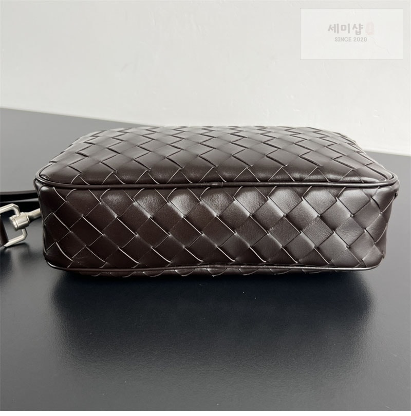 보테가베네타 보테가베네타 스몰 인트레치아토 카메라 백 “ 7 COLOR ” 1# Bag 4번 이미지