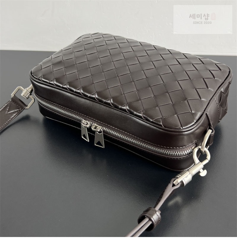 보테가베네타 보테가베네타 스몰 인트레치아토 카메라 백 “ 7 COLOR ” 1# Bag 1번 이미지