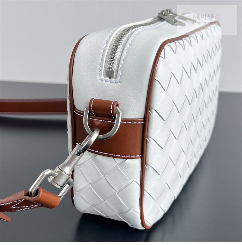 보테가베네타 보테가베네타 스몰 인트레치아토 카메라 백 “ 7 COLOR ” 1# Bag 9번 이미지