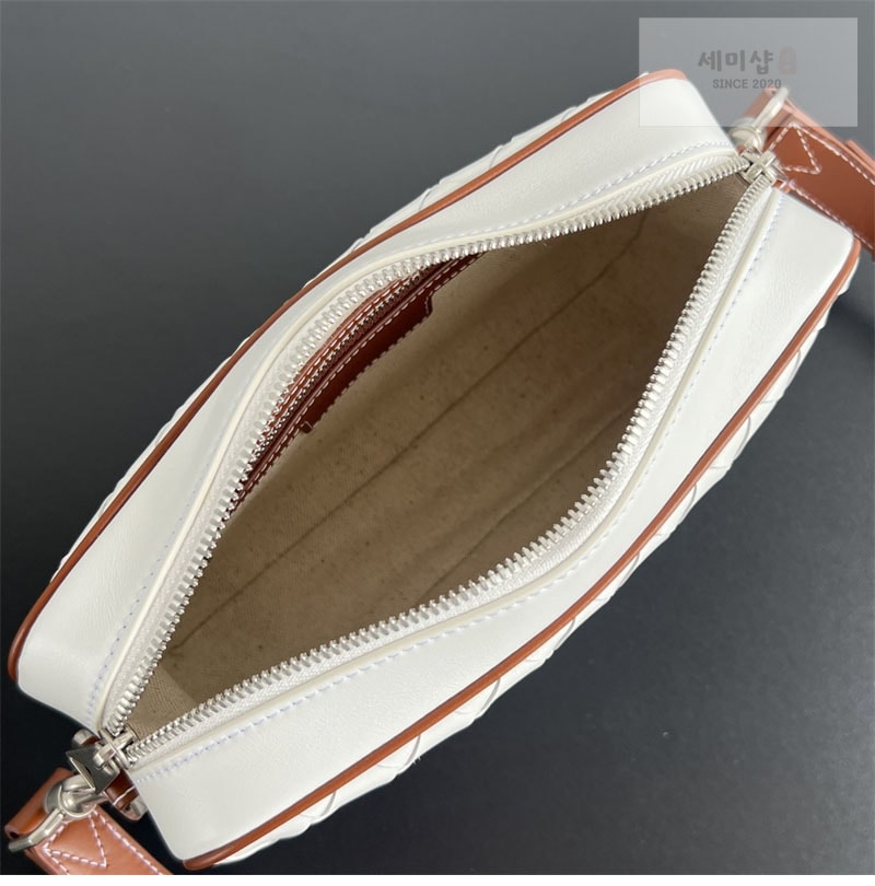 보테가베네타 보테가베네타 스몰 인트레치아토 카메라 백 “ 7 COLOR ” 1# Bag 10번 이미지