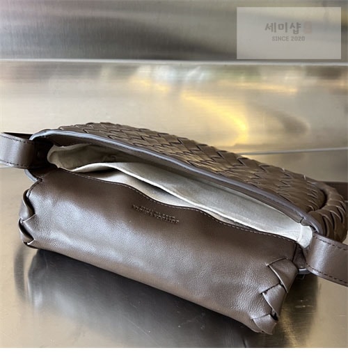 Bottega Veneta 보테가베네타 스몰 코블 숄더백 “ 4 COLOR ” 블랙 Bag 30번 이미지