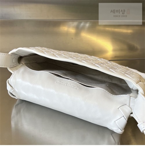 Bottega Veneta 보테가베네타 스몰 코블 숄더백 “ 4 COLOR ” 블랙 Bag 33번 이미지