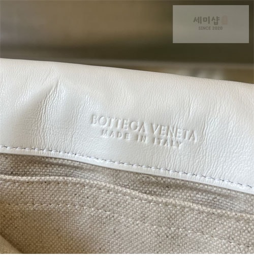 Bottega Veneta 보테가베네타 스몰 코블 숄더백 “ 4 COLOR ” 블랙 Bag 18번 이미지
