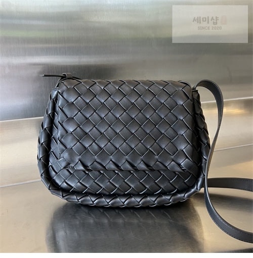 Bottega Veneta 보테가베네타 스몰 코블 숄더백 “ 4 COLOR ” 블랙 Bag 34번 이미지