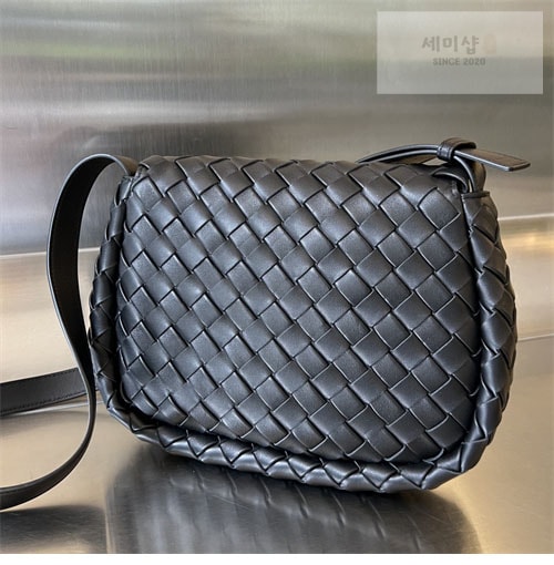 Bottega Veneta 보테가베네타 스몰 코블 숄더백 “ 4 COLOR ” 블랙 Bag 19번 이미지