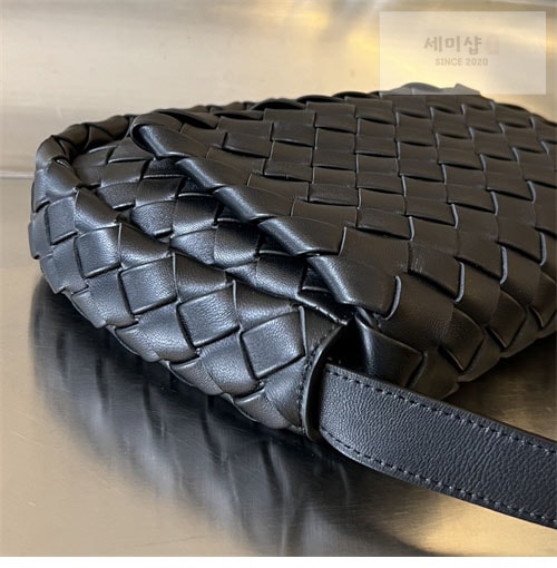 Bottega Veneta 보테가베네타 스몰 코블 숄더백 “ 4 COLOR ” 블랙 Bag 35번 이미지