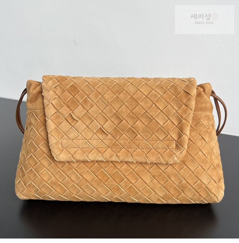보테가베네타 보테가베네타 스웨이드 지오르노 더스트 숄더 백 857657 블루 Bag 17번 이미지