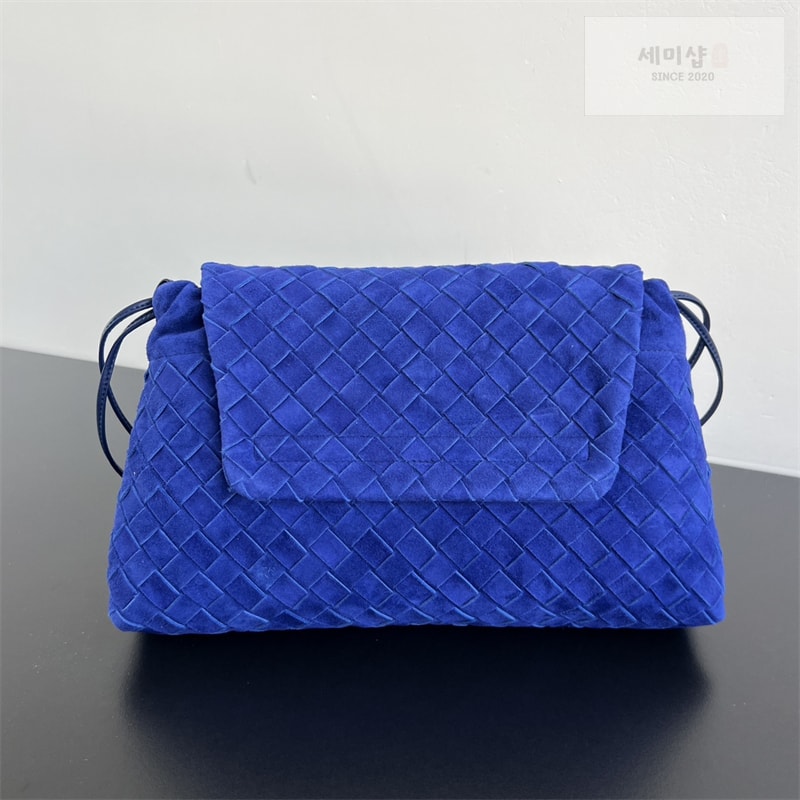보테가베네타 보테가베네타 스웨이드 지오르노 더스트 숄더 백 857657 블루 Bag 4번 이미지