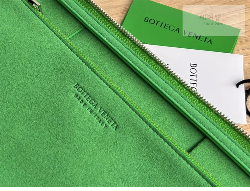 Bottega Veneta 보테가베네타 아르코 도큐먼트 케이스 “ 4 COLOR ” 그레이 Bag 26번 이미지