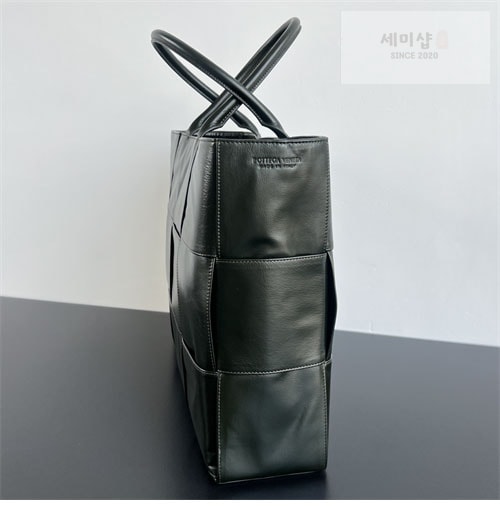 Bottega Veneta 보테가베네타 라지 아르코 토트백 카키그린 Bag 10번 이미지