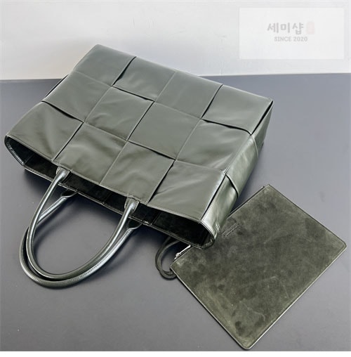 Bottega Veneta 보테가베네타 라지 아르코 토트백 카키그린 Bag 7번 이미지