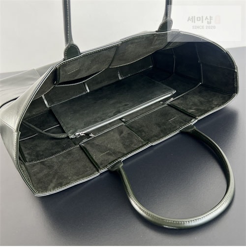 Bottega Veneta 보테가베네타 라지 아르코 토트백 카키그린 Bag 11번 이미지