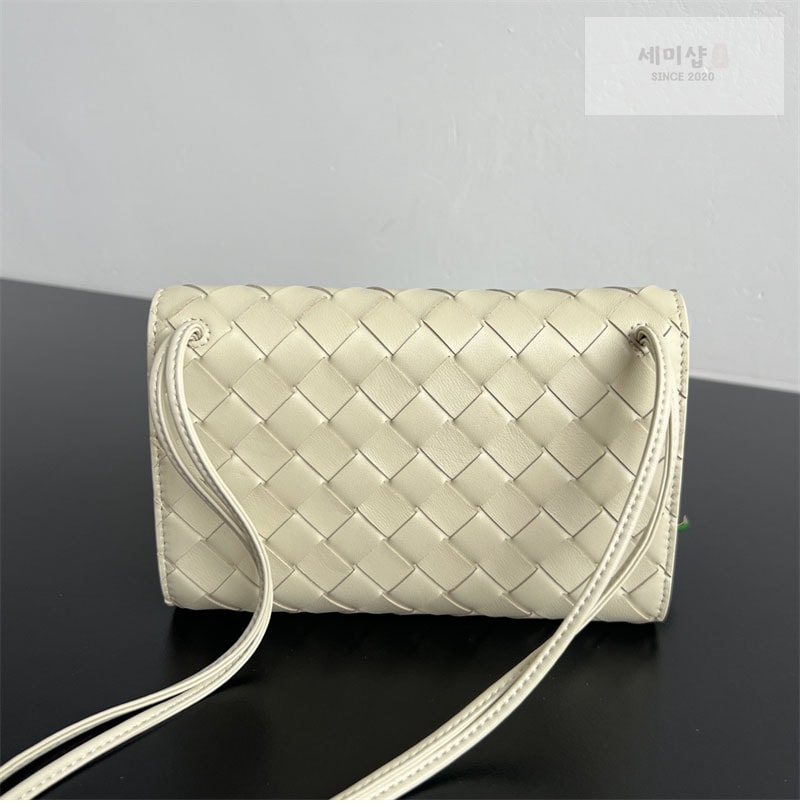Bottega Veneta 보테가베네타 안디아모 데이지 파우치 “ 4 COLOR ” 그린 Bag 2번 이미지