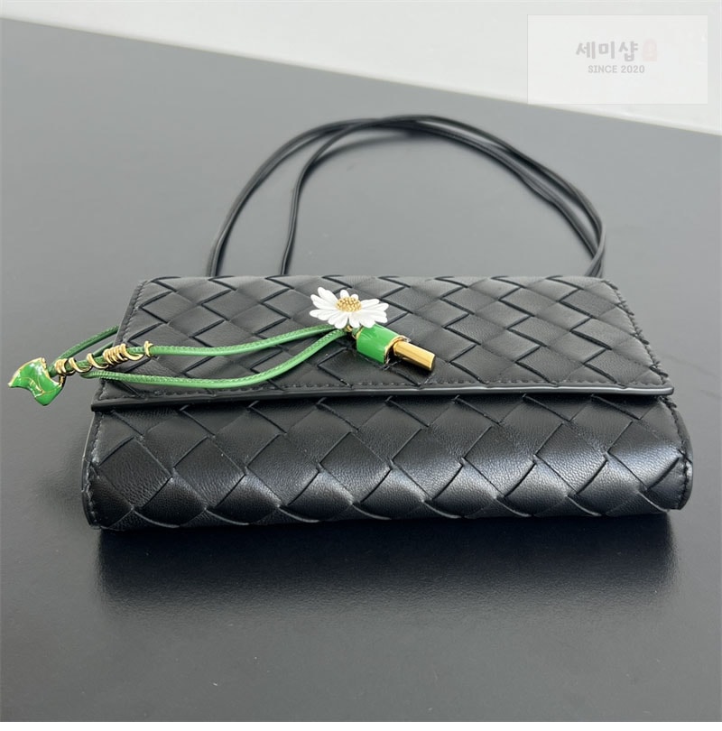 Bottega Veneta 보테가베네타 안디아모 데이지 파우치 “ 4 COLOR ” 그린 Bag 15번 이미지