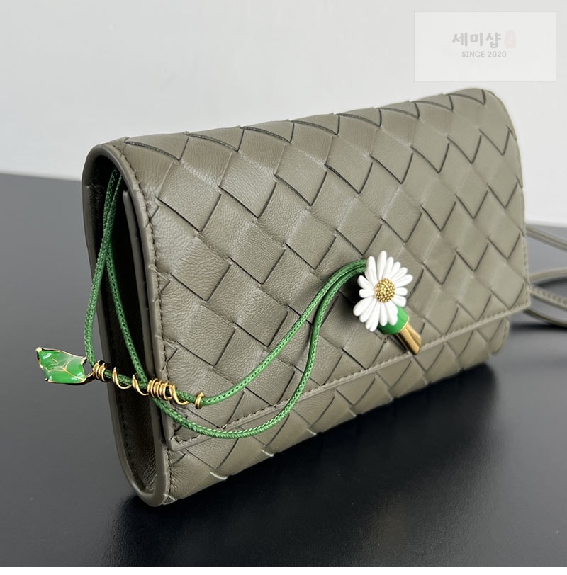Bottega Veneta 보테가베네타 안디아모 데이지 파우치 “ 4 COLOR ” 그린 Bag 25번 이미지