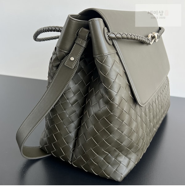 Bottega Veneta 보테가베네타 안디아모 라지 메신저 백 “ 3 COLOR ” 폰단트 Bag 11번 이미지