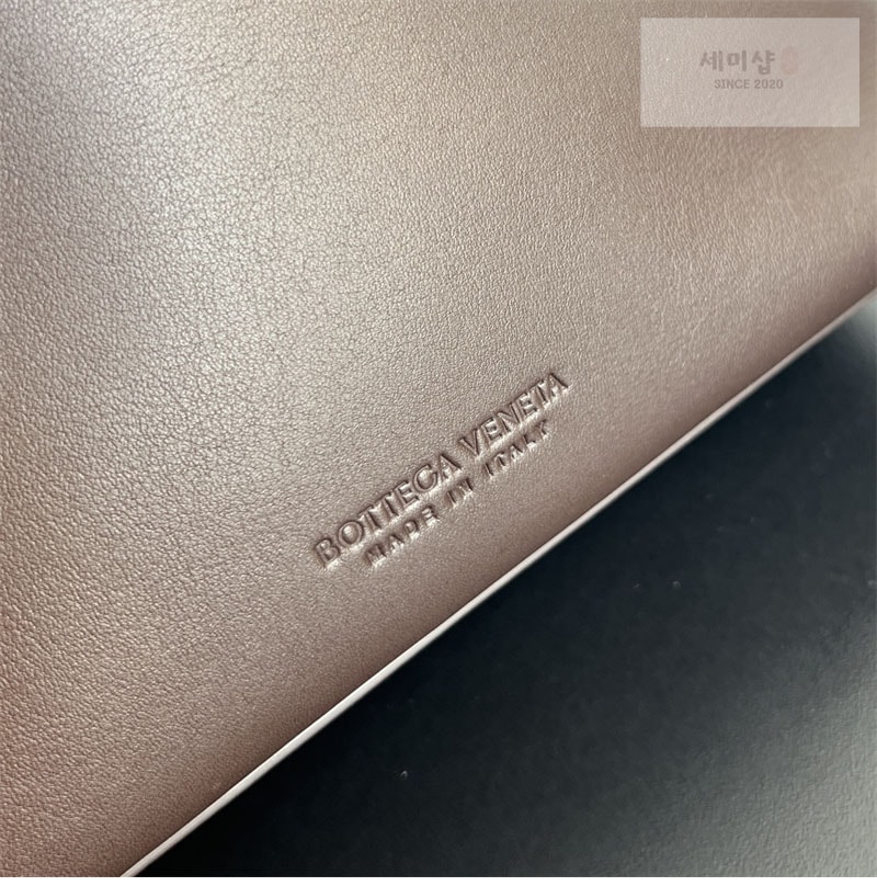 Bottega Veneta 보테가베네타 안디아모 버킷 백 “ 3 COLOR ” 다크 브라운 Bag 9번 이미지