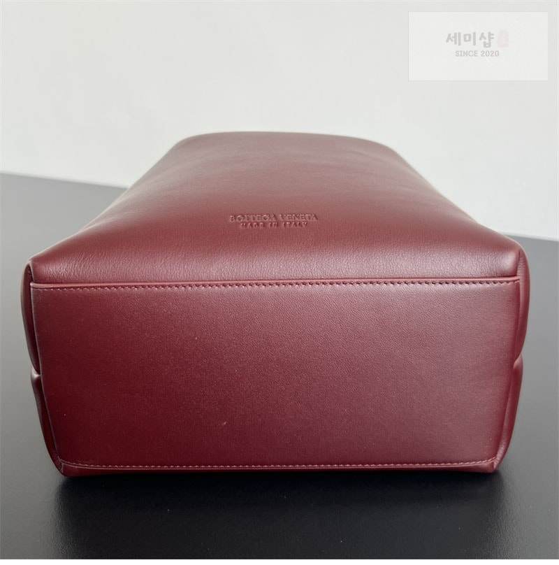 Bottega Veneta 보테가베네타 안디아모 버킷 백 “ 3 COLOR ” 다크 브라운 Bag 19번 이미지