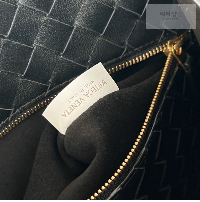 Bottega Veneta 보테가베네타 안디아모 버킷 백 “ 3 COLOR ” 다크 브라운 Bag 23번 이미지