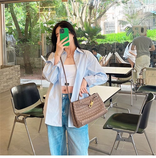 Bottega Veneta 보테가베네타 이스트 웨스트 스몰 안디아모 토트백 " 4 COLOR ” 블랙 Bag 5번 이미지