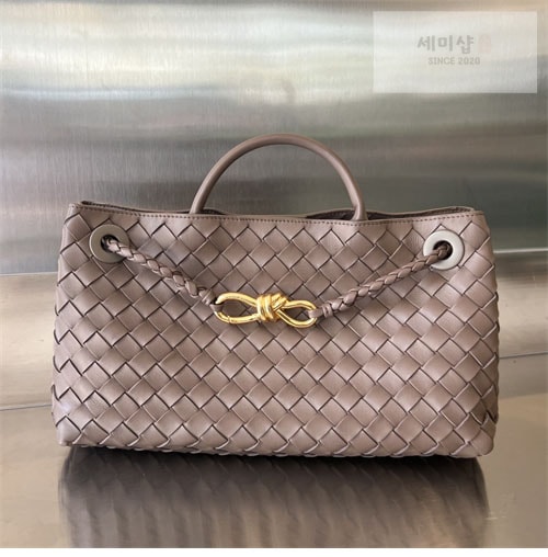 Bottega Veneta 보테가베네타 이스트 웨스트 스몰 안디아모 토트백 " 4 COLOR ” 블랙 Bag 3번 이미지
