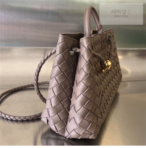 Bottega Veneta 보테가베네타 이스트 웨스트 스몰 안디아모 토트백 " 4 COLOR ” 블랙 Bag 7번 이미지