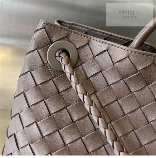 Bottega Veneta 보테가베네타 이스트 웨스트 스몰 안디아모 토트백 " 4 COLOR ” 블랙 Bag 10번 이미지