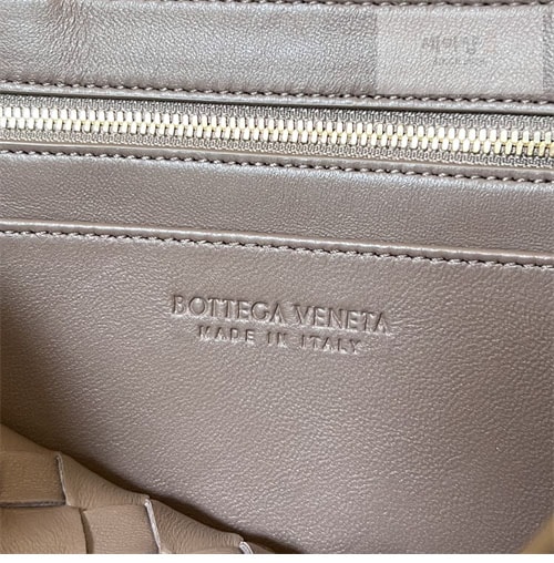 Bottega Veneta 보테가베네타 이스트 웨스트 스몰 안디아모 토트백 " 4 COLOR ” 블랙 Bag 19번 이미지