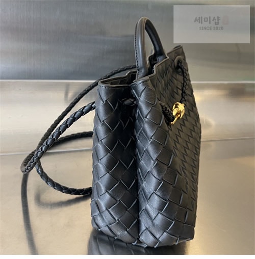 Bottega Veneta 보테가베네타 이스트 웨스트 스몰 안디아모 토트백 " 4 COLOR ” 블랙 Bag 20번 이미지