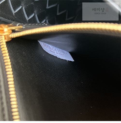 Bottega Veneta 보테가베네타 이스트 웨스트 스몰 안디아모 토트백 " 4 COLOR ” 블랙 Bag 16번 이미지